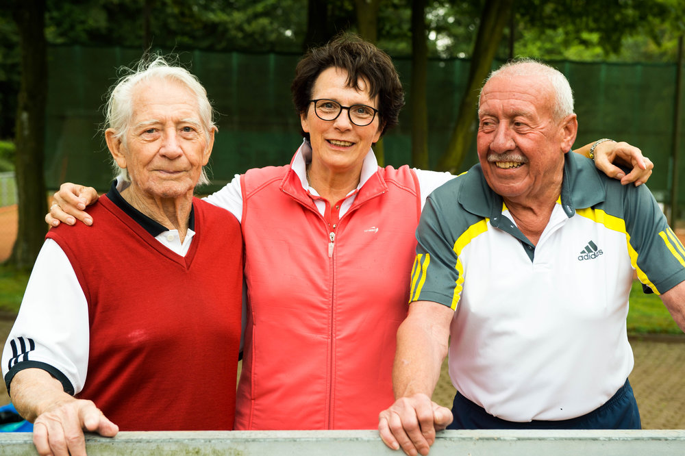 Zertifikat Bewegtes Altern … Bewegung außerhalb des Hauses