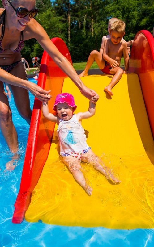1330 - Hallo Wasserflöhe! - Babyschwimmen ab 3 Monate